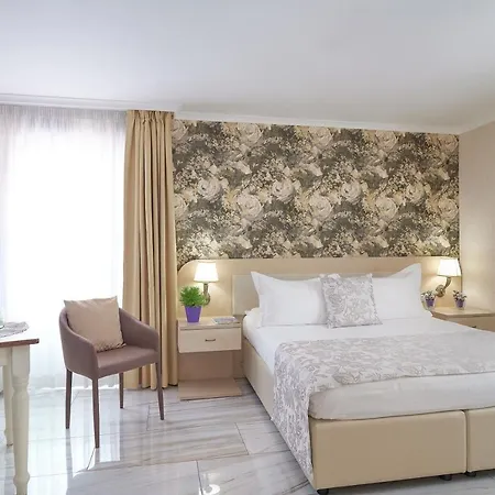 Rome Airport Gasthuis 4*